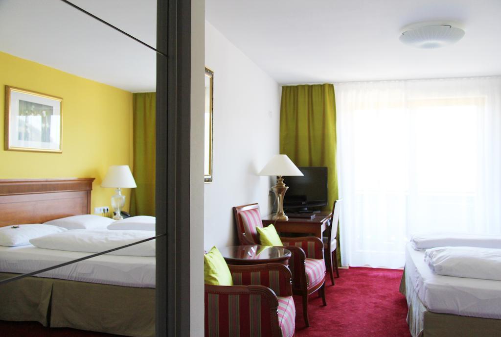 Hotel Alpenkrone Filzmoos Zimmer foto